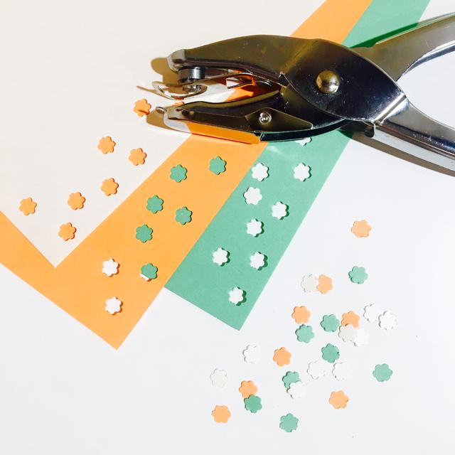 PI ハンドパンチ 1/4 フラワー