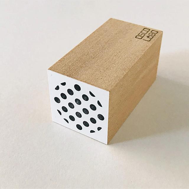 カタチ×モヨウスタンプ 丸大 ドット黒
